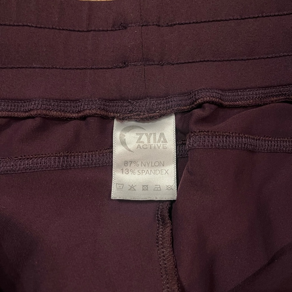 ZYIA Active Unwind Joggers Size Small - Picture 3 of 6